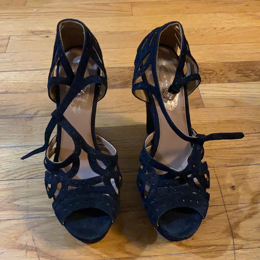 Elie Tahari Wedges